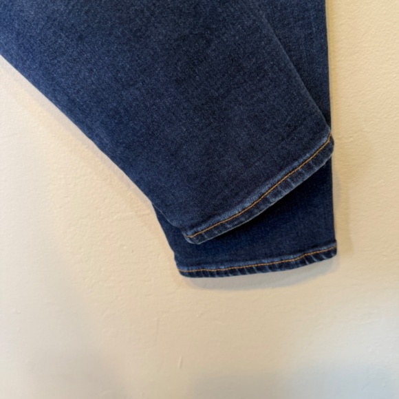 ON | Mid Rise Rockstar Plus Size Comfy Soft Stretch Skinny Jeans - Picture 7 of 11